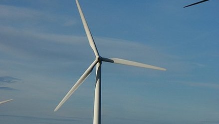 450px windmill (3024698022)